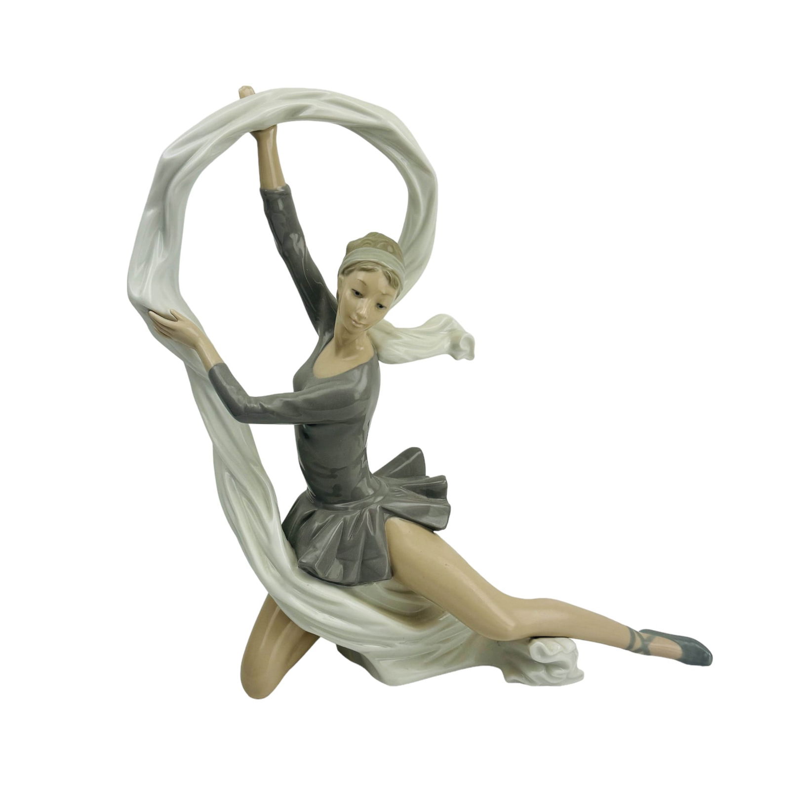 NAO Lladro Spain Porcelain Ballet Dancer Figurine (1 of 3)