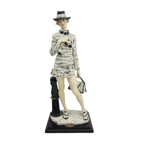Armani Summer Stroll 0431C Limited Edition Statue