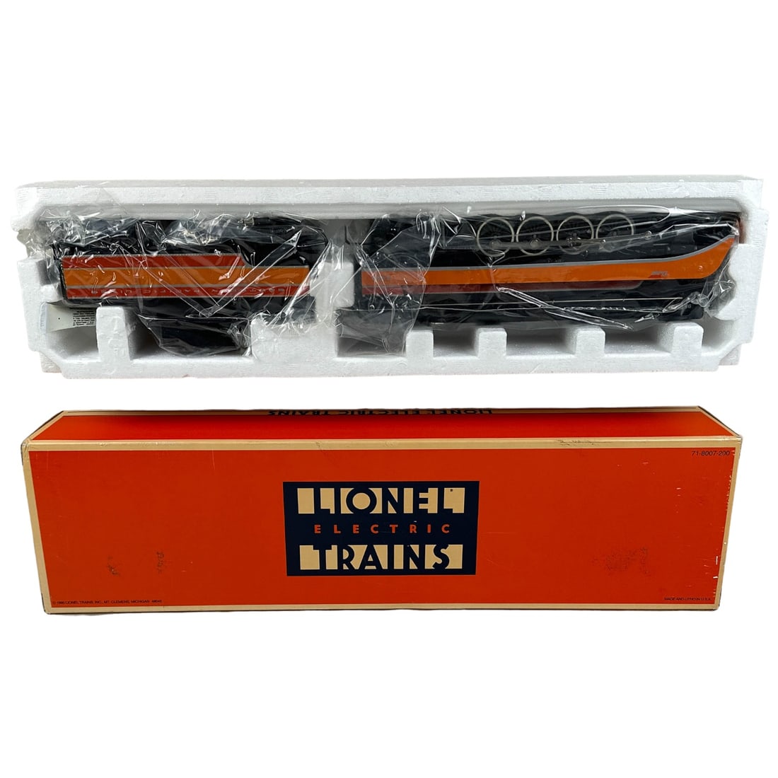 Lionel Southern Pacific Daylight Locomotive Tender (1 of 4)