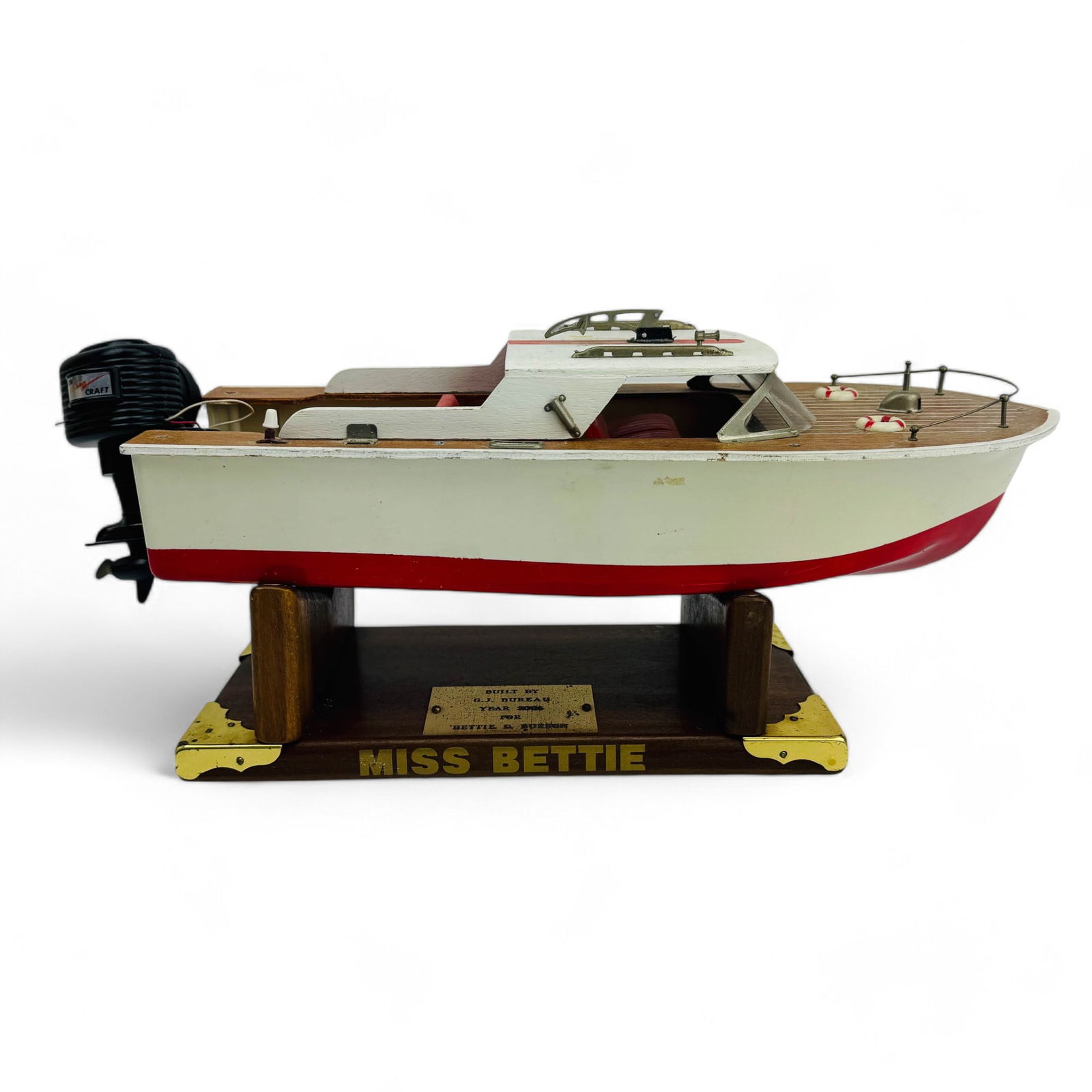 Outboard Runabout Motorboat Wooden Scale Model (1 of 5)