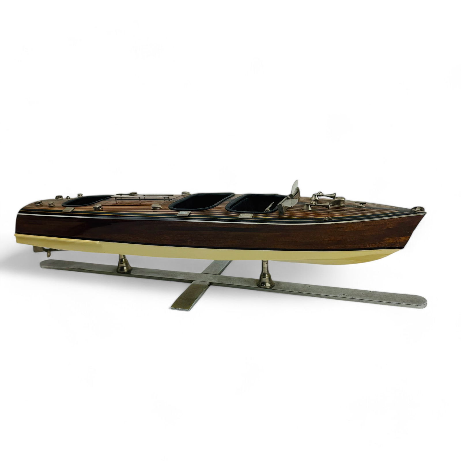 Triple Cockpit Classic Runabout Wooden Speed Boat (1 of 4)