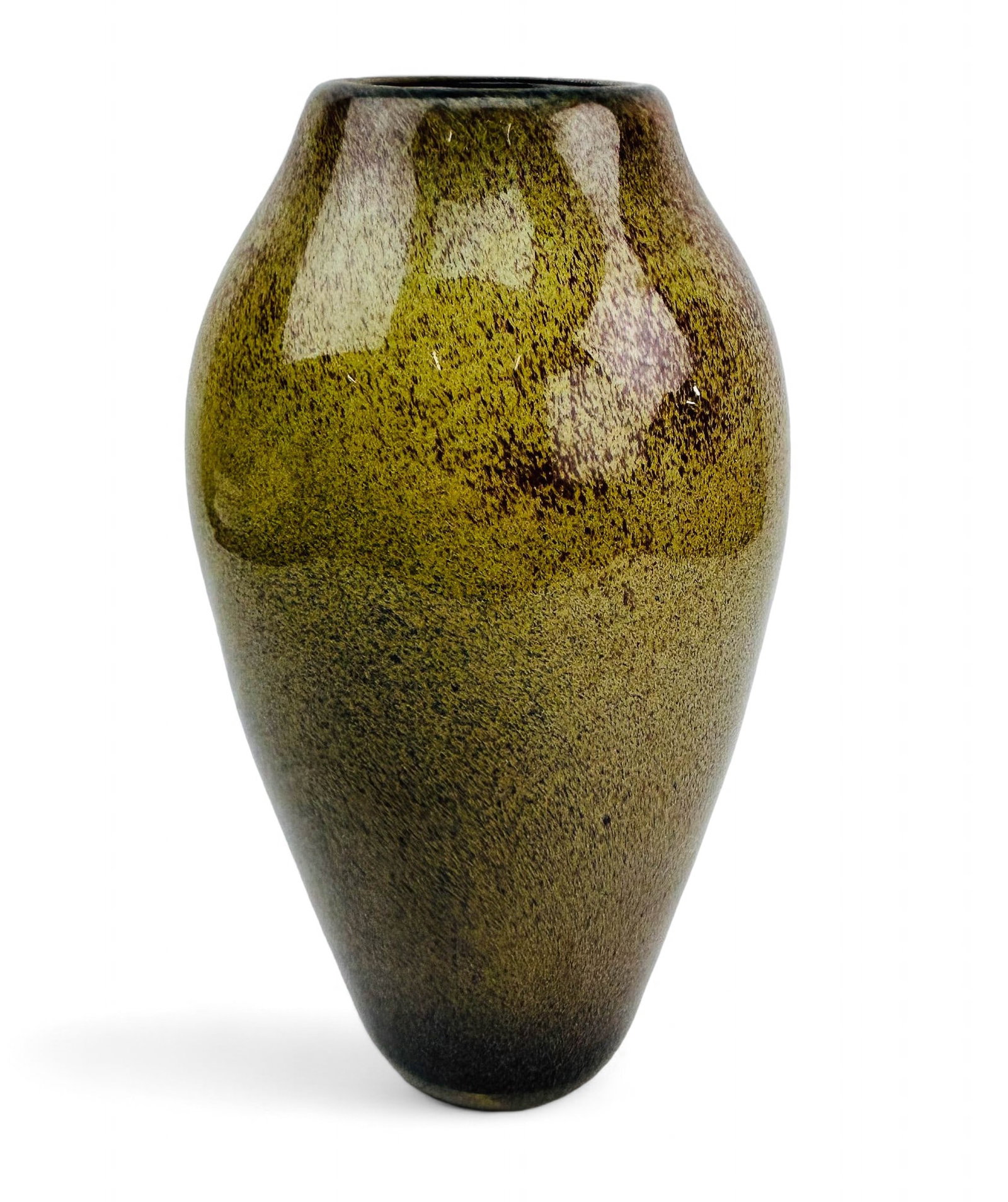 Fred Lancaster Studio Cased Art Glass Mantle Vase: 20th century American artisan studio hand blown art glass vase. The organic shaped body features a cased red brown peppered appearance against a pastel green ground coloration. Smooth high mirror poli