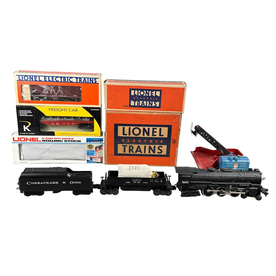 Lionel Operating Cattle Car Steam Locomotive LOT (1 of 5)