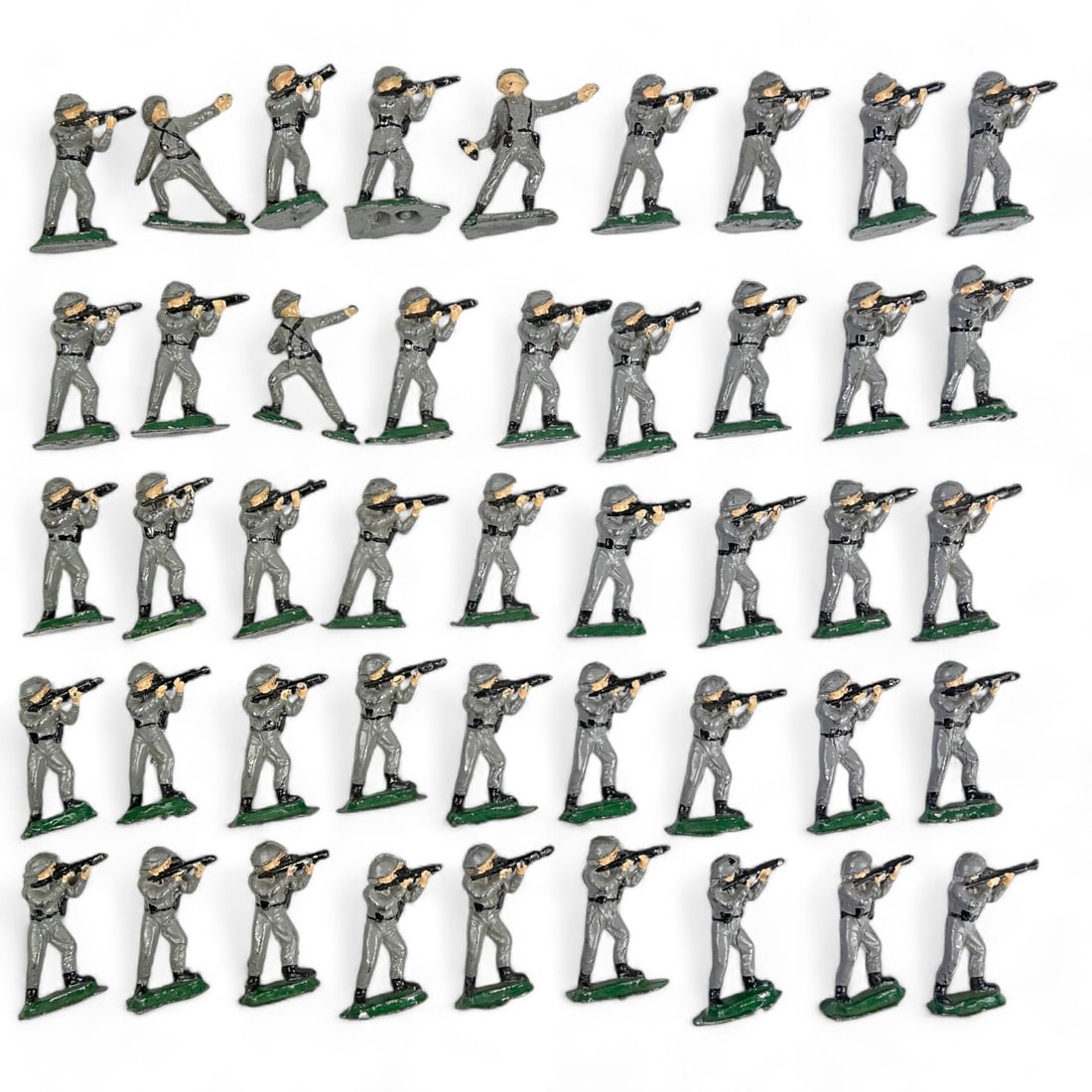 World War II US Military Marine Lead Toy Soldiers (1 of 6)