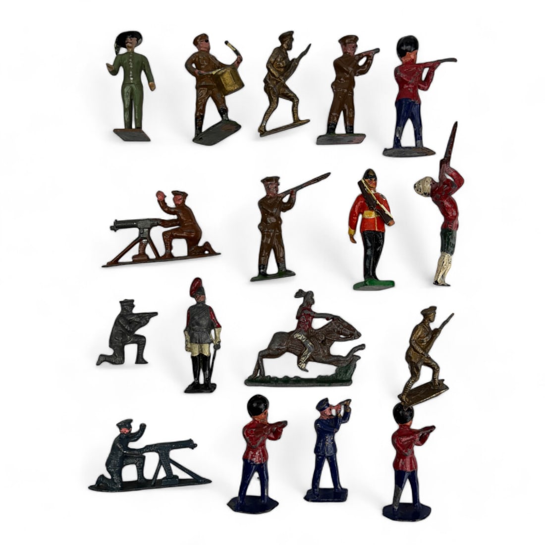 World War I Allied Forces Miniature Toy Soldiers: Estate collection of World War I (WW1) mini lead toy soldier figurines includes a diverse array of representations from the Allied forces. Comprised of a British Infantry Soldier poised with a rifle, 