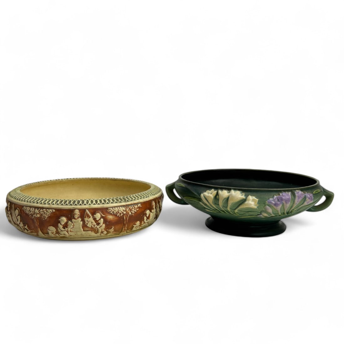 Roseville Freesia Donatello Round Console Bowls (1 of 7)