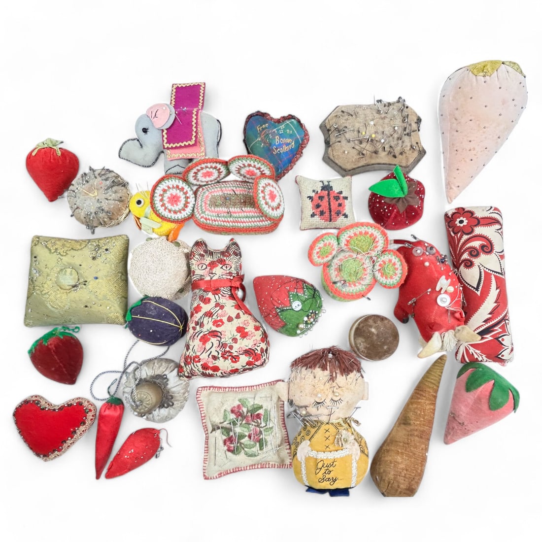 Vintage Lot of 28 Pin Cushions Bull Duck Fruit (1 of 13)