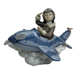 Lladro Over The Clouds 5697 Porcelain Figurine Box