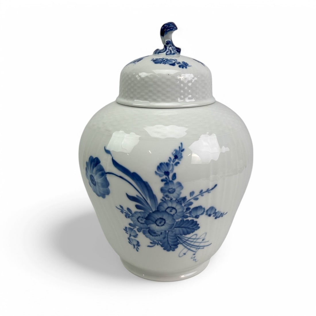 Royal Copenhagen Blue Flower Braided Lidded Jar (1 of 7)