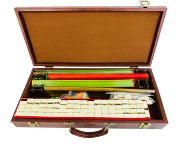 Chinese Mahjong Game Set 156 Tiles 5 Racks w/ Case