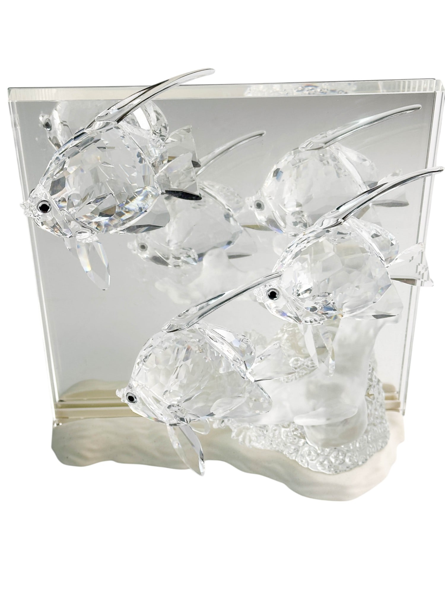 Swarovski Wonders of the Sea Community Figurine: Swarovski Austrian crystal marine themed multifaceted clear art glass sculpture. Titled "Community". which was the annual piece for 2007 and the final piece to the "Wonders of the Sea" trilogy. Design