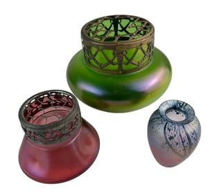 Loetz Style Iridescent & Mini Peet Robison Vase 3p
