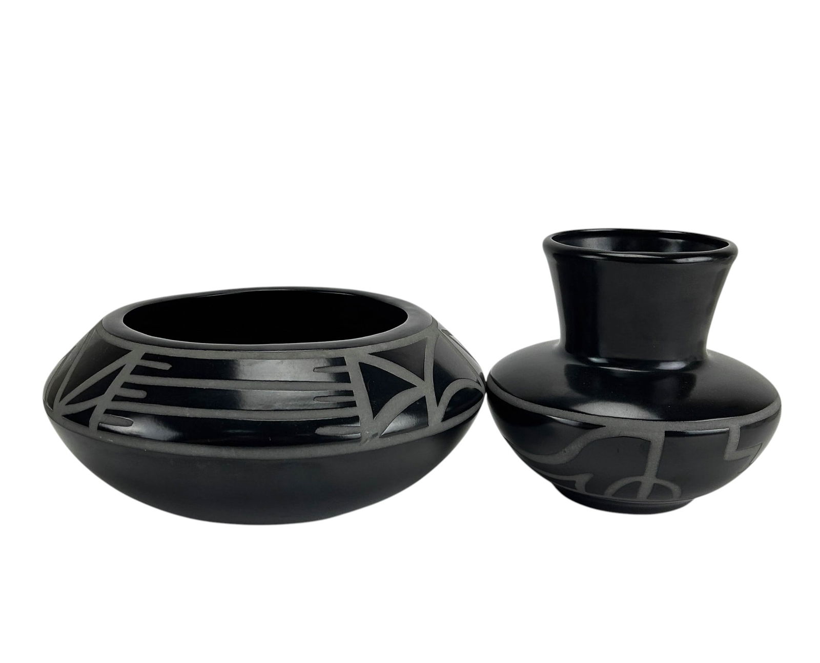 Geegi Pottery Black Sable Ceramic Vessel Bowl 2pc (1 of 5)