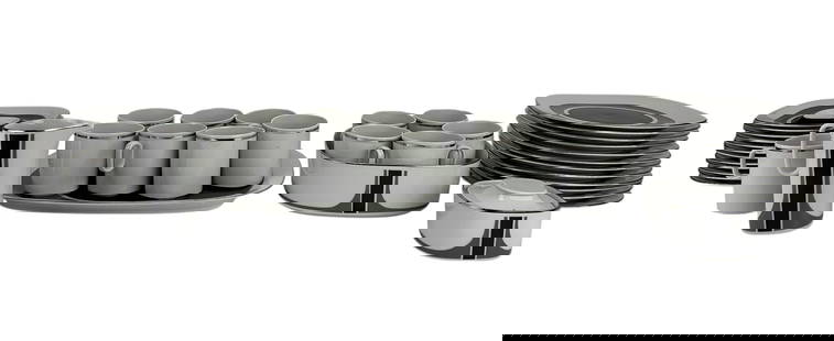 Block Porcelain Interaction Mid Century Dinnerware: Estate lot of a total of seventy seven (77) Block Switzerland mid century modern Swiss porcelain dinnerware. Pattern : Interaction. Production years : 1970-1985. Designed by Gerald Gulotta in 1967. De