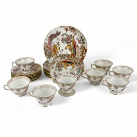 Royal Crown Derby Olde Avesbury China 24 pc LOT
