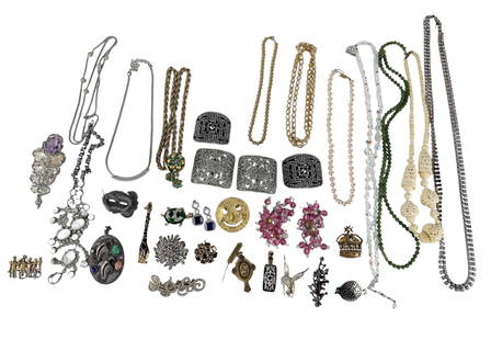 Estate Lot 30 Pieces Vintage Costume Jewelry: Estate lot of thirty (30) pieces of vintage costume jewelry featuring a variety of styles and eras. Includes rhinestone shoe clips, large brooches, French rhinestone necklaces, a jade necklace, and as