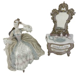 Lladro Spain Lady at Dressing Table #1242 Figurine