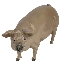 Heredities England Charm of Creamware Pig Figurine