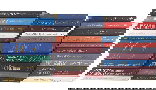 Collection Modern Fiction Hardcover Books 30pc LOT: Collection of modern fiction hardcover books from contemporary authors spanning drama, romance, literary fiction, and thrillers. Authors and titles include Trading Up by Candace Bushnell, Sentimental