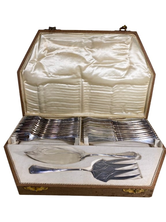 WMF Germany Silver Plate Flatware 26pc Boxed Set (1 of 8)