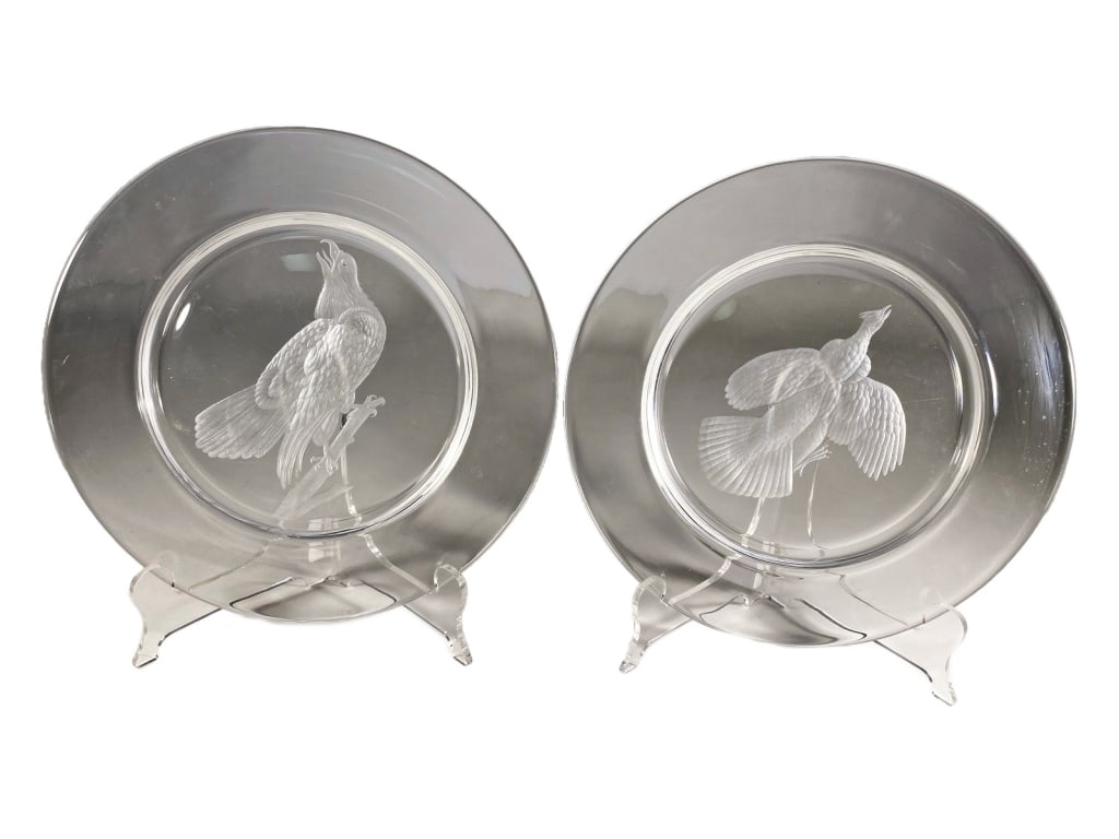 Steuben Crystal Wheel-Engraved Bird Plates 2pc LOT (1 of 6)