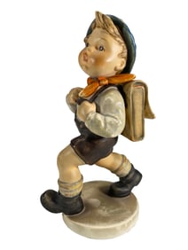 Goebel Hummel Porcelain Figurine School Boy 82 2