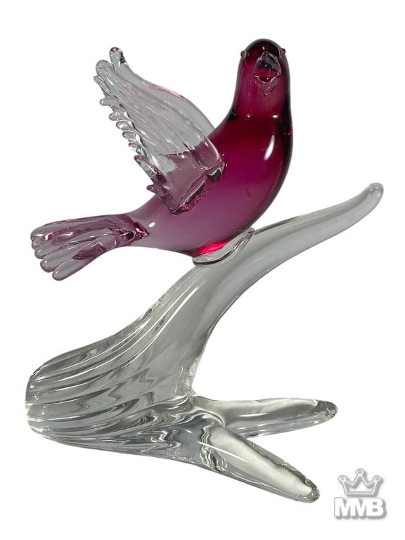 S. Puccini Italian Murano Glass Sparrow Figurine: Italian Murano art glass sparrow sculpture by S. Puccini. Featuring a clear base with a pink body, clear wings and tail, perched in flight pose. Etched signature 'S. Puccini' is present on its base. D