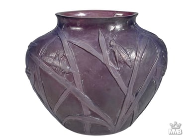 Phoenix Consolidated Grasshopper Art Glass Vase