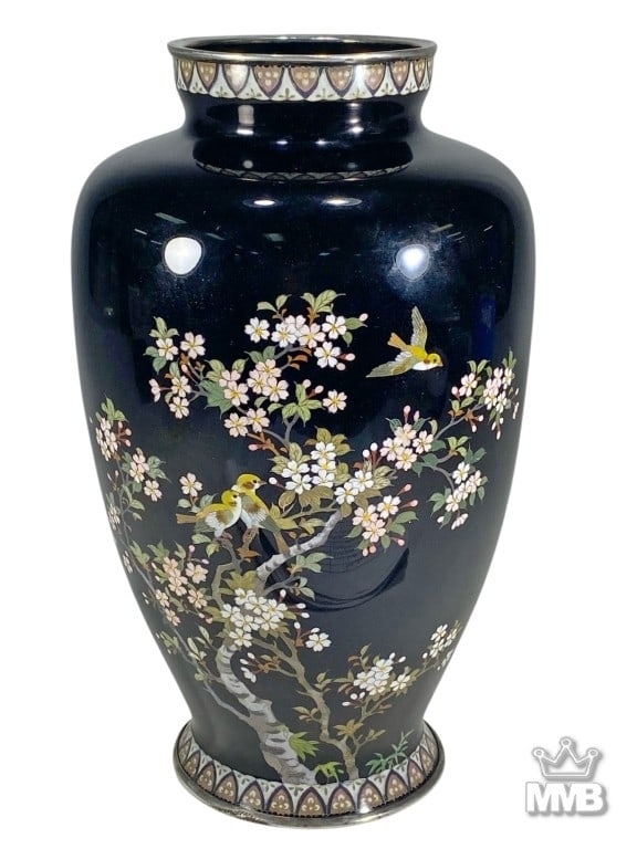 Japanese Cloisonne Hayashi Kodenji Style Vase (1 of 7)
