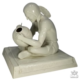 Iriquoise Northeast Native American Ceramic Figure