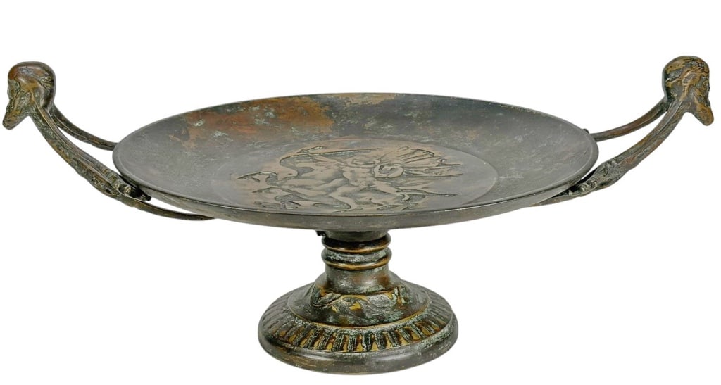 Maitland Smith Warrior Bronze Centerpiece (1 of 7)