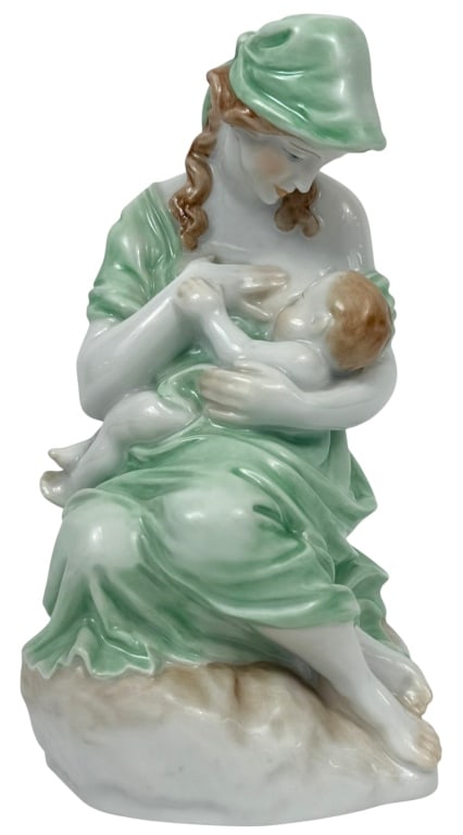 Herend Porcelain Mother & Child Figurine #5426 (1 of 6)