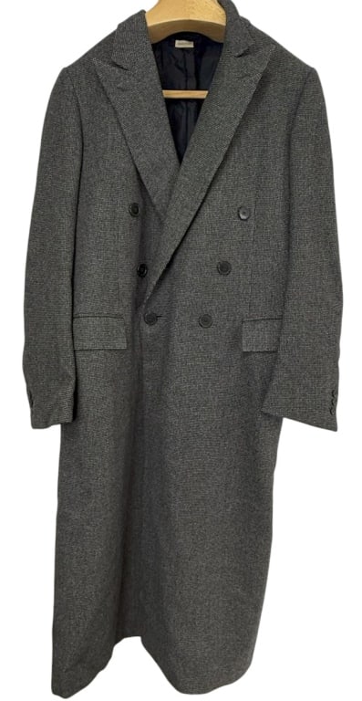 Brioni - Wilkes Bashford San Francisco Men's Coat: Wilkes Bashford San Francisco mens double-breasted overcoat tailored by Brioni. Retains stitched labels to interior. Made in Italy. Measures approximately 52.5 inches long, 22 inch chest, 27 inch slee