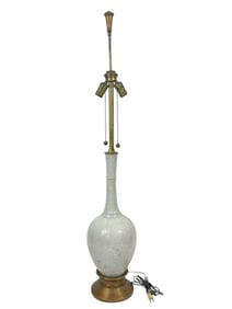 Decorative Porcelain Floral Relief Table Lamp