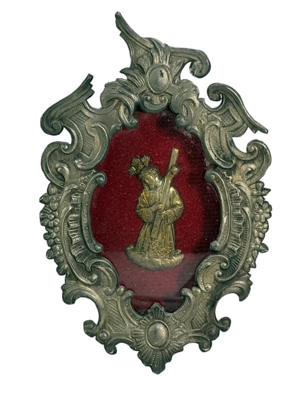 Antique Jesus Carrying the Cross Metal Wall Plaque (1 of 4)