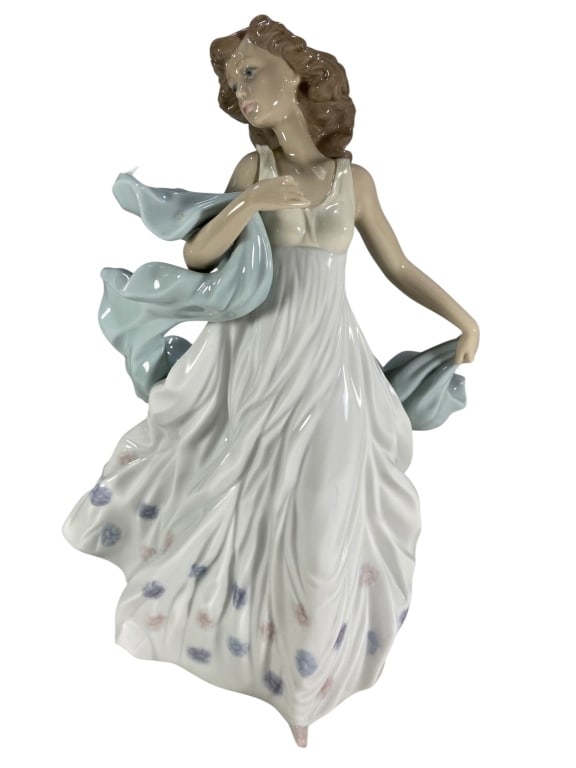 Lladro Summer Serenade Spanish Porcelain Fig #6193 (1 of 7)