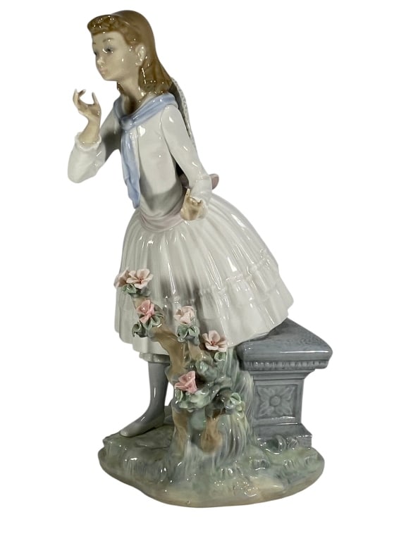 Lladro Exquisite Scent Spanish Porcelain Fig #1313 (1 of 7)