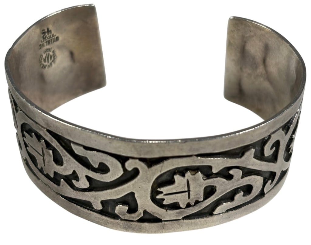 Taxco Mexican Sterling Silver Bangle Bracelet (1 of 3)