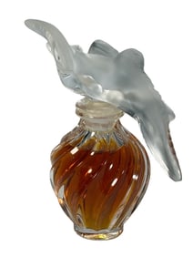 Nina Ricci Doves Perfume Bottle by Lalique French