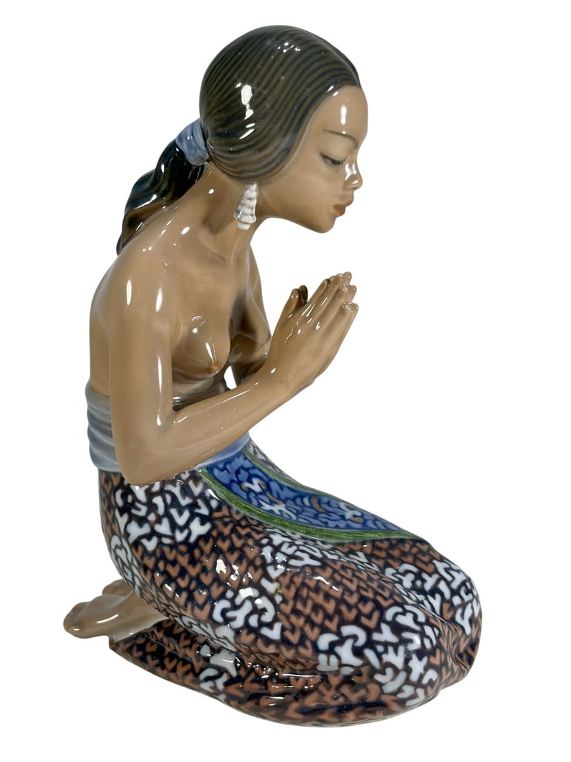 Dahl Jensen Copenhagen Evening Prayer Figurine (1 of 6)