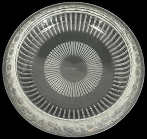 Lalique French Crystal 'Marguerites' Center Bowl