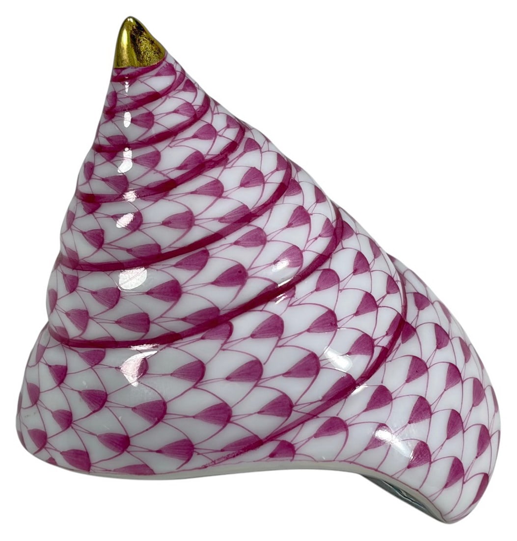 Herend Fishnet Porcelain Throchus Shell Figurine (1 of 4)