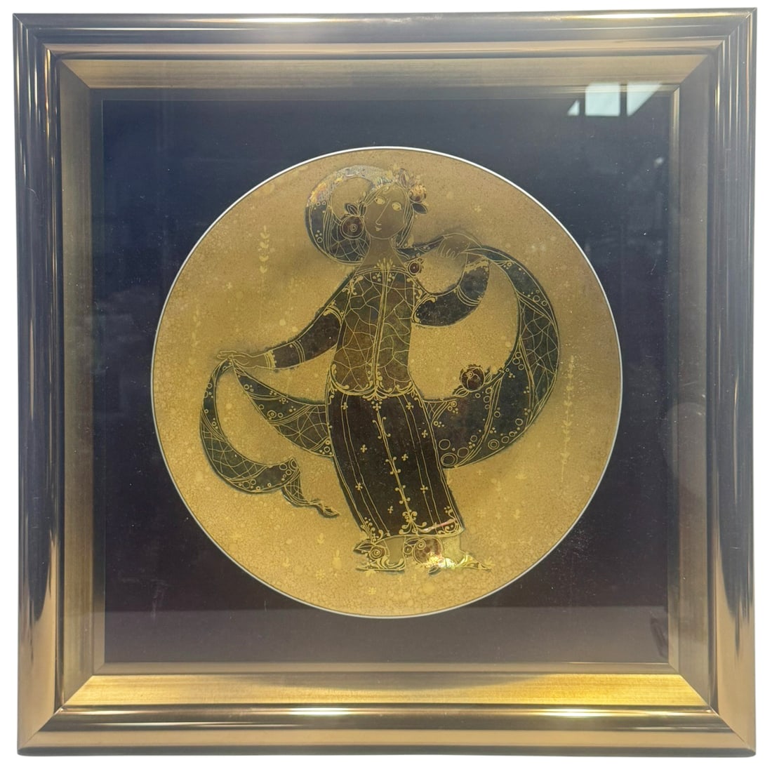 Bjorn Wiinblad Rosenthal Studio-Line Wall Plate: Bjorn Wiinblad (Danish, 1918 - 2006) decorative wall hanging display plate for Rosenthal Studio-Line, Germany. Executed in a lustrous gold and black palette, the plate features an elegantly stylized f