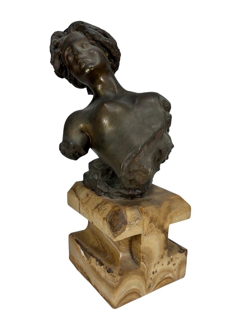 Giuseppe Renda B.1859 Bronze Bust Sculpture 15.5": Giuseppe Renda (Italian, 1859 - 1939) expressive bronze bust sculpture of a woman in a contemplative pose, cast in dark brown patinated bronze, signed 'RENDA' on the reverse, and mounted on a carved v