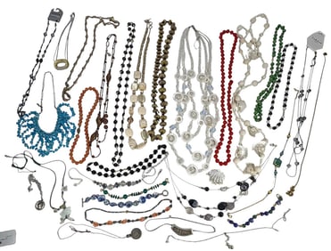 Necklaces & Bracelets: Costume Jewelry 30pc LOT