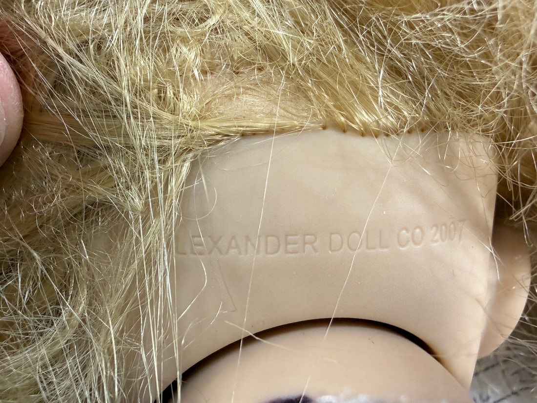 Madame Alexander & Effanbee Dolls 7pc LOT - 8