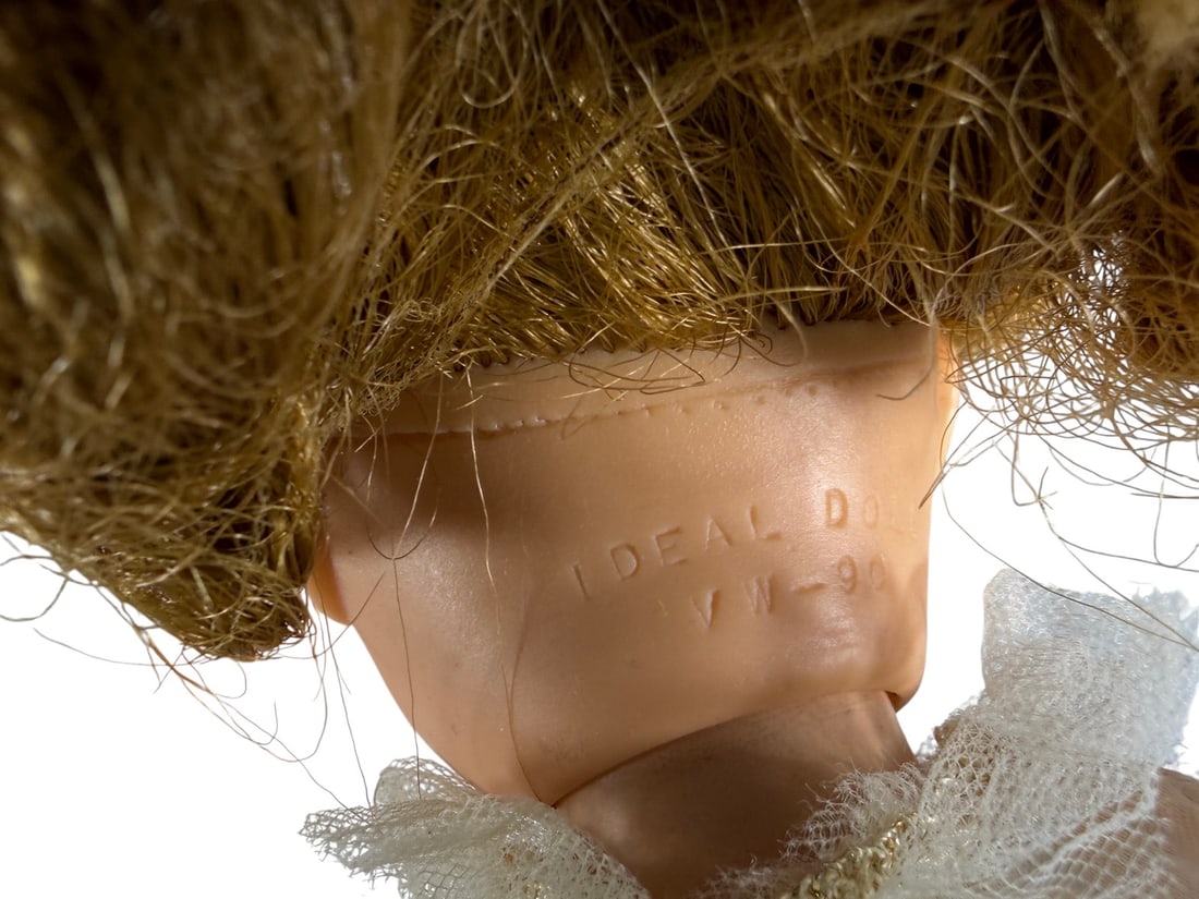 Ideal Doll Company American Girl Dolls 7pc LOT - 7