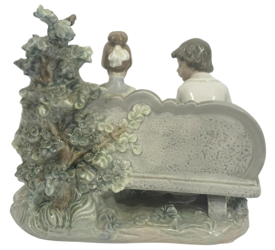 Lladro Poetry of Love Porcelain Figurine No. 5442 - 3