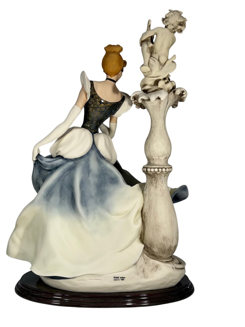 Giuseppe Armani Cinderella at the Fountain Fig - 6