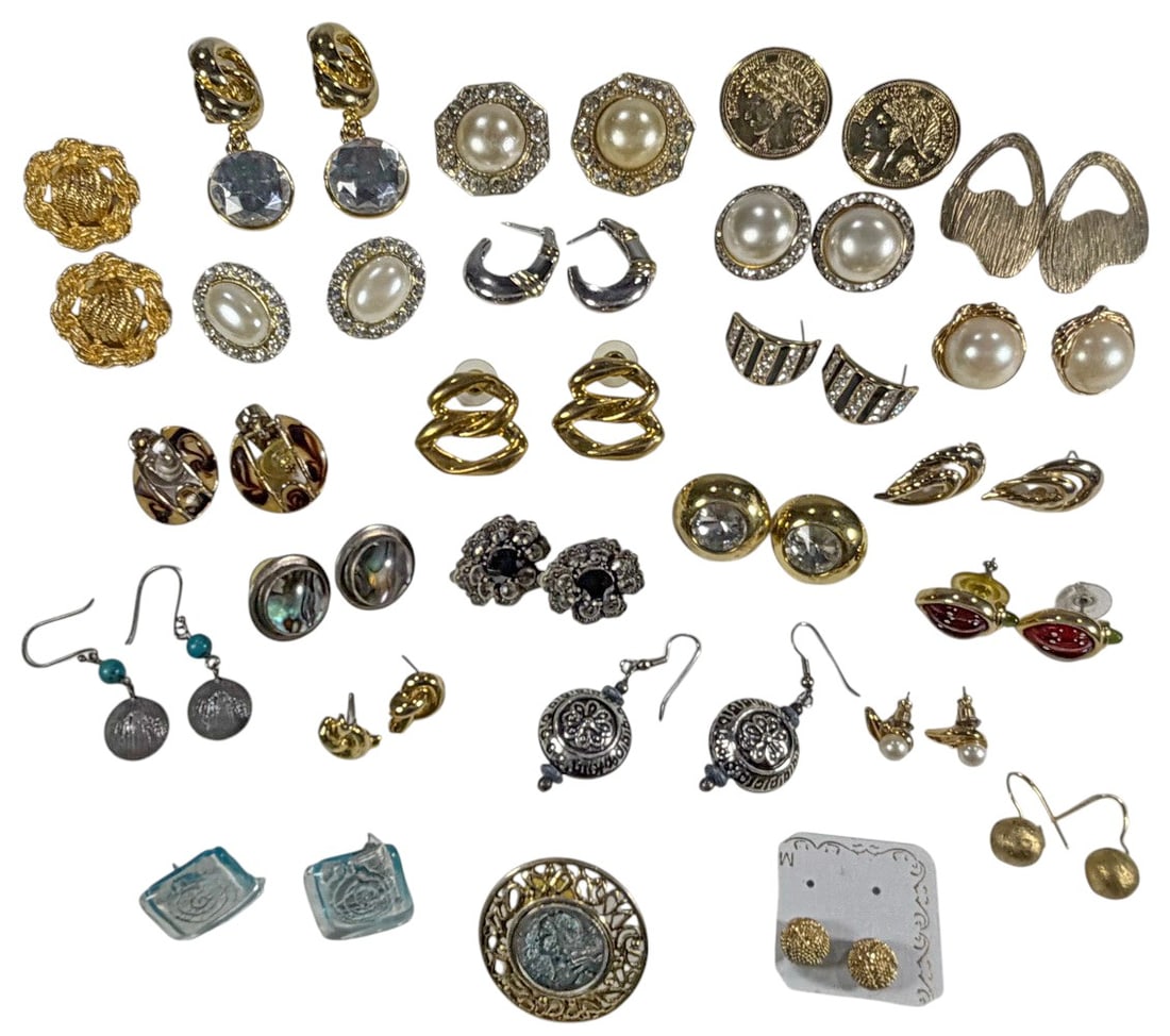 Assorted Earrings, Costume Jewelry 49pc LOT (1 of 8)